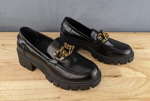 lot 31 image: Brand New Athlefit Chunky Loafer Womens Size 9 Black N