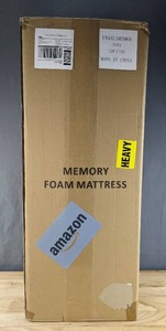 lot 57 image: Brand New 4 Cooling Mattress Topper Memory Foam, Queen B