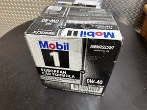 lot 178 image: New 6 Pack  6 Quarts of Mobil 1 Full Synthetic Motor Oil - European Car Formula - 0W40