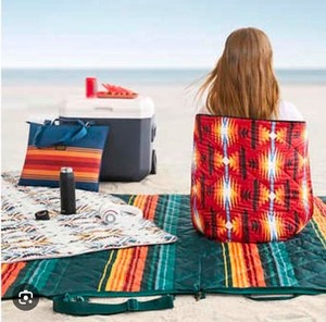 lot 57 image: Pendleton Outdoor Packable Blanket 60 x 72 Pockets Water Resistant for Picnic, Beach, Camping, Hiking, or Car (Short Sands-Red)