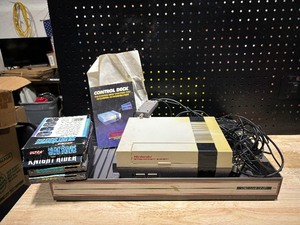 Vintage Nintendo Entertainment System with Accessories NOT TESTED