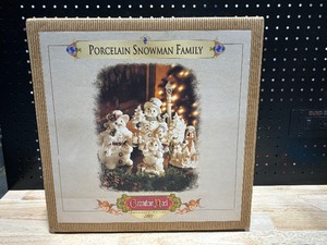 Grandeur Noel Porcelain Snowman Family