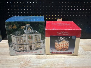 Old World Village Porcelain Lighted House, Dickens Keepsake Lighted House
