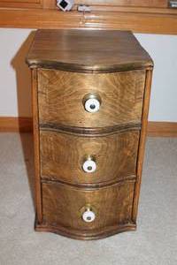 lot 4 image: Antique Chest