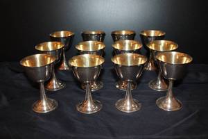 lot 25 image: International Sterling Lord Saybrook Sterling Silver Cocktail Goblet Set