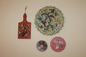 lot 48 image: Rosemaling Art Pieces