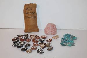 lot 60 image: Turquoise Stone, Crystals & Stone Dominos