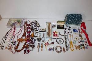 lot 64 image: Costume Jewelry Collection