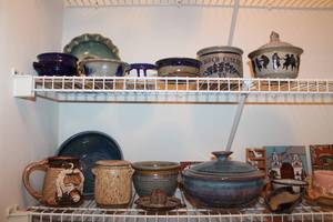 lot 69 image: Artisan Pottery Collection