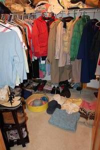 lot 116 image: Womens Fashions, Shoes & More