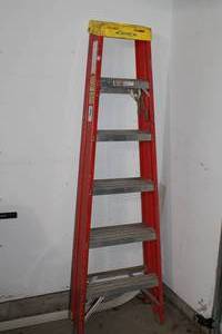 lot 160 image: Werner 6 Foot Ladder