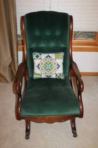 lot 123 image: Antique Rocking Chair