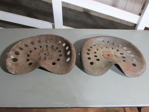 lot 3 image: Antique Metal Seats