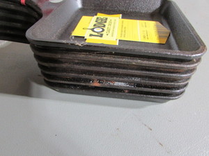 lot 6 image: Lodge Cast Iron