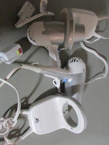 lot 25 image: Hair Dryers