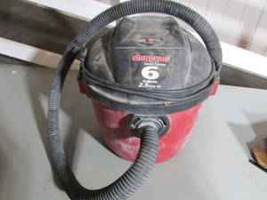lot 27 image: Shop Vac