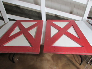 lot 33 image: Barn Shutters