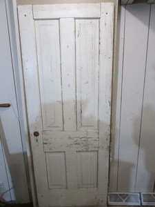 lot 100 image: Antique Door Decor