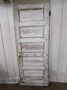 lot 103 image: Antique Door Decor