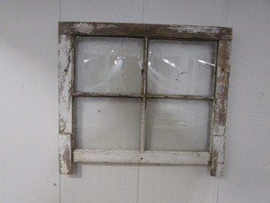 lot 106 image: Antique Windows Dcor