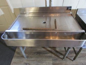 lot 115 image: Bar Drain Unit