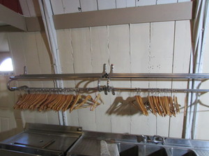 lot 116 image: Coat Hanging Racks