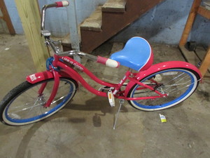 lot 126 image: Bicycle