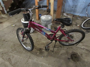 lot 127 image: Bicycle