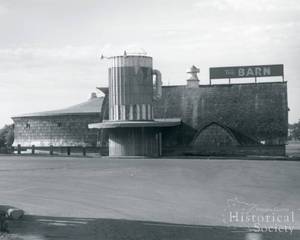 lot 177 image: The Barn Photo