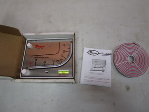 lot 31 image: (New) Dwyer Mark II Manometer