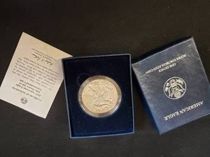 2011 American Eagle Silver Coin - One Ounce Uncirculated