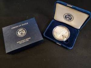 2011 American Eagle Silver Coin in Original United States Mint Box