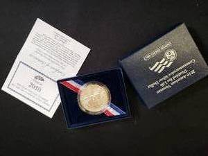 2010 American Veterans Disabled for Life Uncirculated Silver Dollar Coin with Certificate of Authenticity