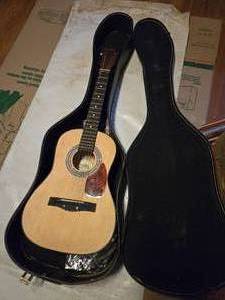 lot 1 image: FirstAct Discovery (Quality Crafted Guitars - New). Model# FG-134