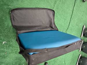 lot 67 image: One Touch Massage Table ( New)