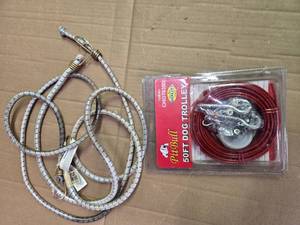 lot 68 image: Pitbull 50ft Dog Trolley (NEW) plus Two 72 Bungee Cords (Like New)
