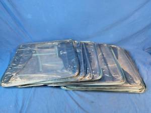 lot 120 image: Ten 21x21x7 Clothing Storage Bags