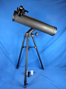 lot 190 image: Cassini 102 x 1100 Tracker Reflector Telescope, Retail for $370