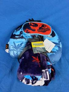 lot 210 image: New Kids Jurassic Park Travel Set, 50 x 40 Throw, Eye Mask, Neck Pillow, 3-Piece