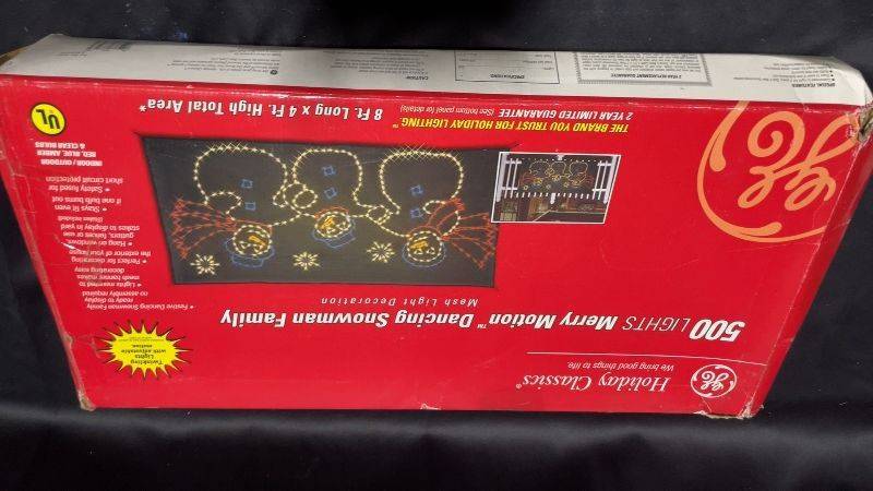 ヴァン③ GE Holiday Classics 500 Lights Merry Motion Dancing Snowman Family