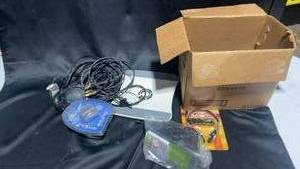 lot 20 image: Box Lot of Electronic Accessories and Cables