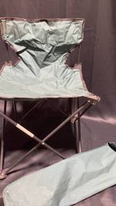 lot 38 image: Portable Folding Camp Chair with Carry Bag
