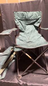 lot 39 image: Gently Used Folding Camping Chair with Carry Bag