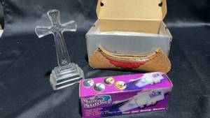 lot 44 image: Mini Stitcher Handheld Sewing Machine with Accessories