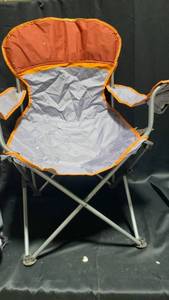 lot 46 image: Enchanted Garden Oversized Arm Chair with Cup Holders