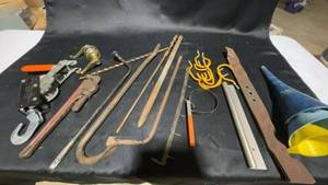 lot 75 image: Collection of Various Hand Tools and Accessories