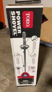 lot 80 image: Toro Power Shovel Electric Snow Shovel Model 38381