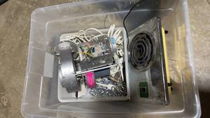 lot 117 image: Mixed Lot of Electronics and Appliances including Carbon Monoxide Alarm