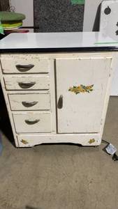 lot 180 image: Vintage Floral Design Kitchen Storage Cabinet with Drawers