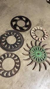 lot 195 image: Lot of 4 Antique Cast Iron Vent Covers and  antique farm implement